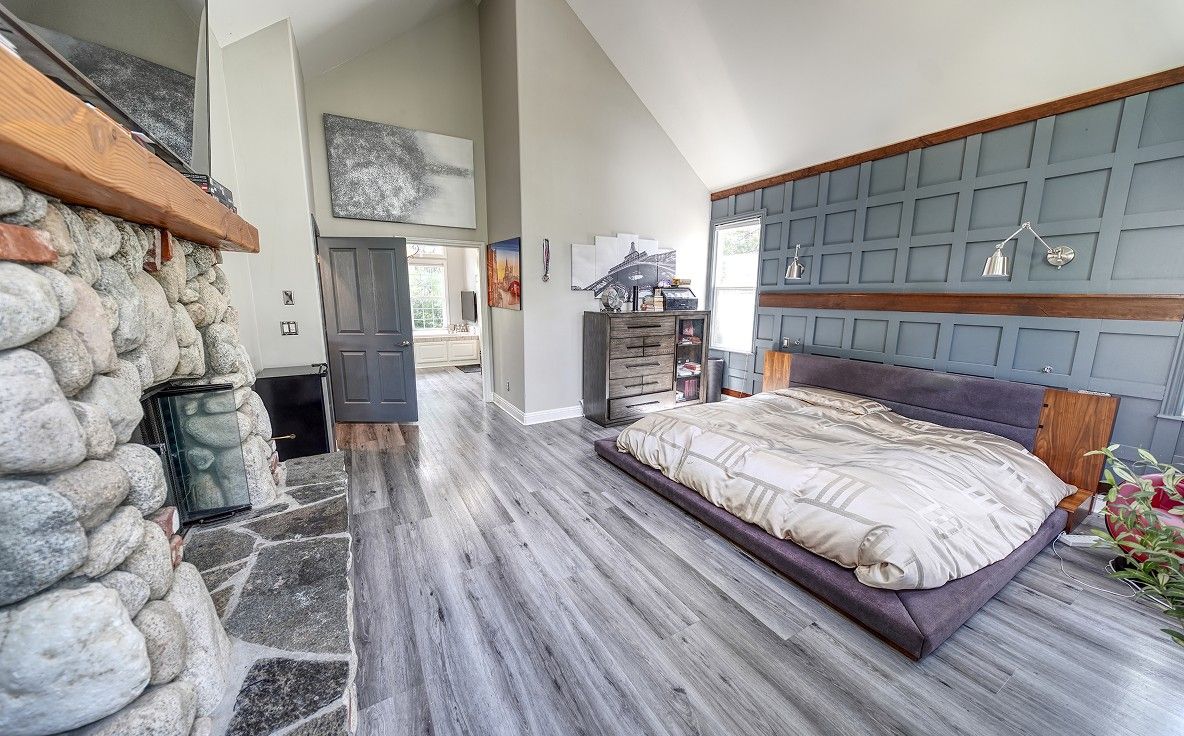 Pioneer-Master-Bedroom